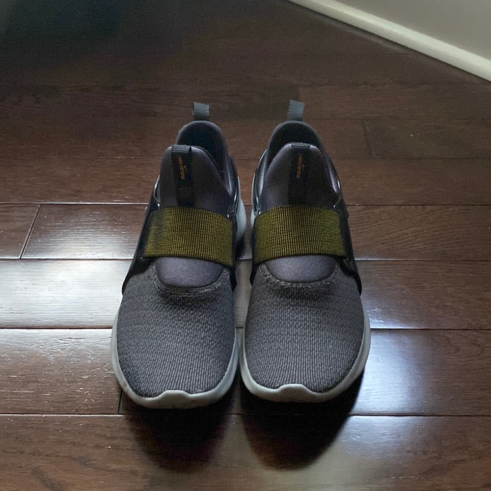 FREEDOM SLIP-ON SNEAKER - WOMEN'S